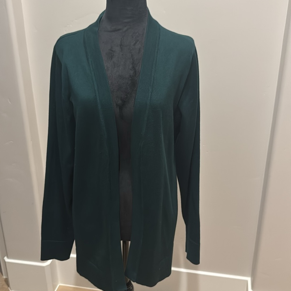Exchic dark emerald green sweater